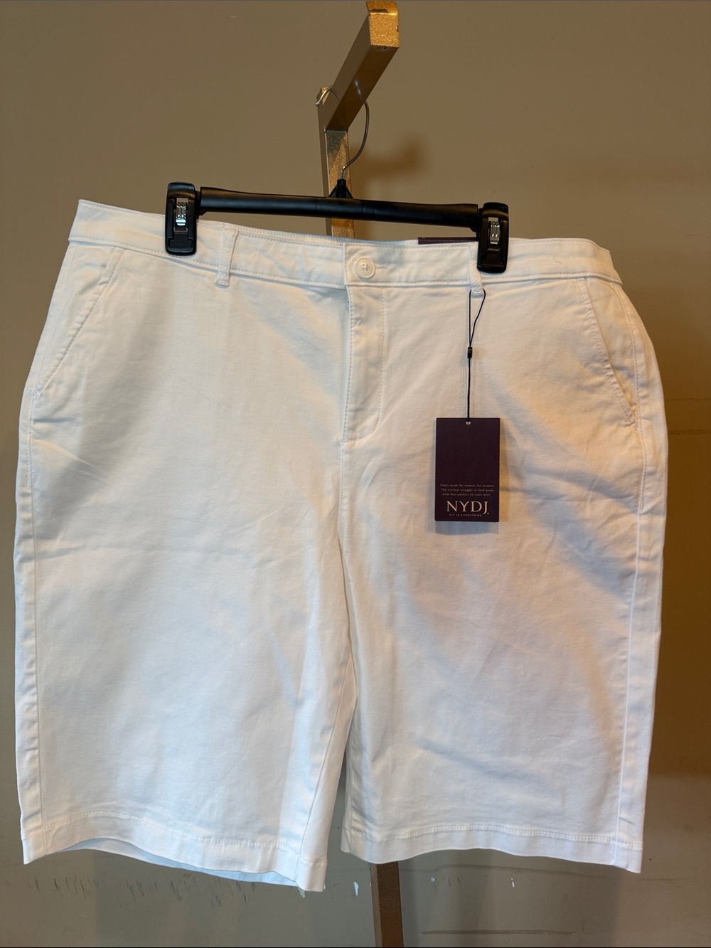 NYDJ White Women’s Flat-Front Chino Shorts